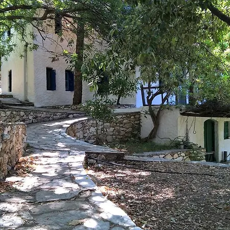 Nyfi Bungalows